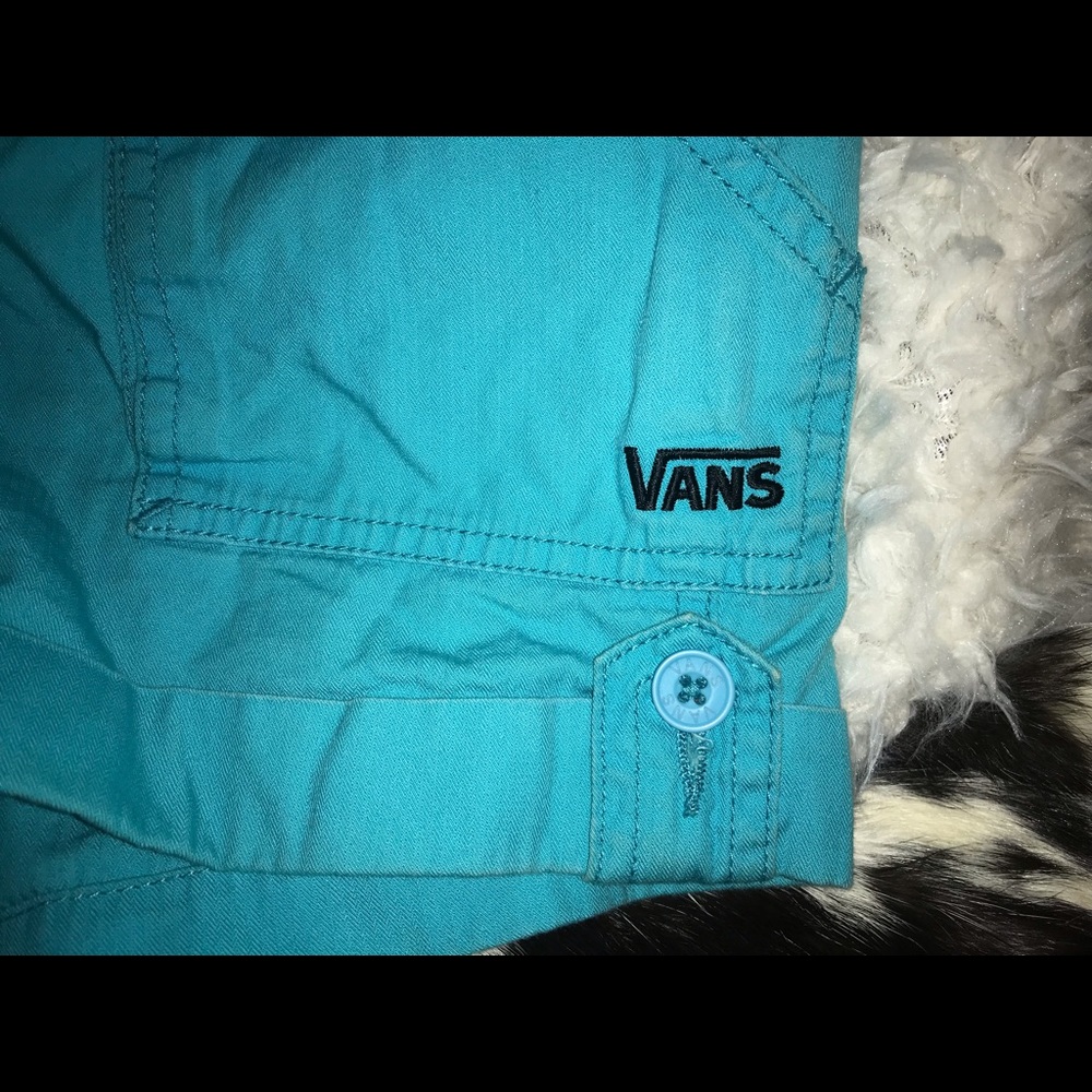 Turquoise vans short - Picture 2 of 5